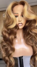 723 T Frontal Mixed Tone Wavy Wig