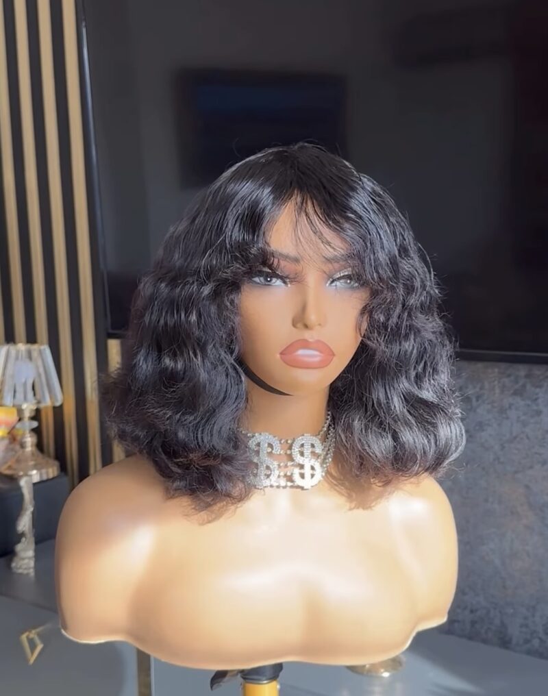 411 Fringe Wavy Wig